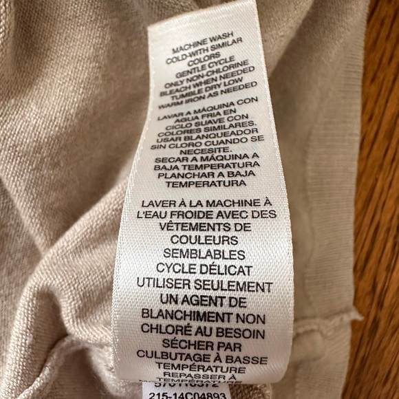 Chico’s sz 3 tan t-neck knit sweater - Picture 8 of 8